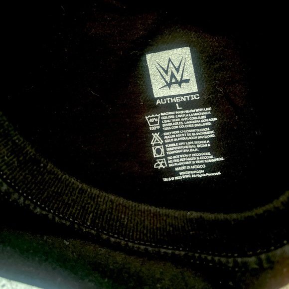 LA Knight Let Me Talk To Ya WWE Authentic Largely Black T-shirt - Picture 4 of 4